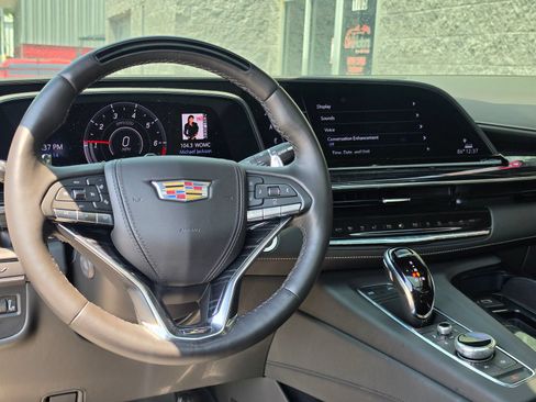 Used 2024 Cadillac Escalade V w/ LPO, ONYX Package AWD/4WD image 11