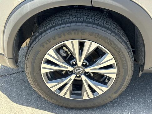 Used 2022 Nissan Rogue SV FWD image 30