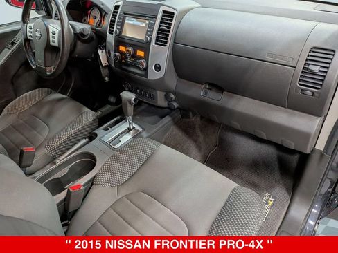 Used 2015 Nissan Frontier PRO-4X AWD/4WD image 32
