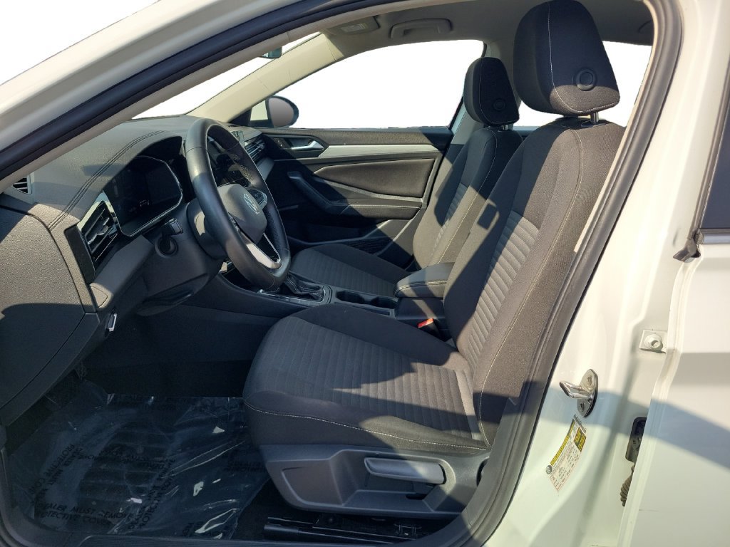 Used 2025 Volkswagen Jetta S FWD image 19