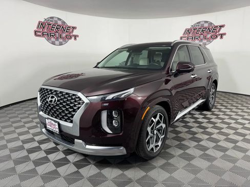 Used 2021 Hyundai Palisade Calligraphy image 3