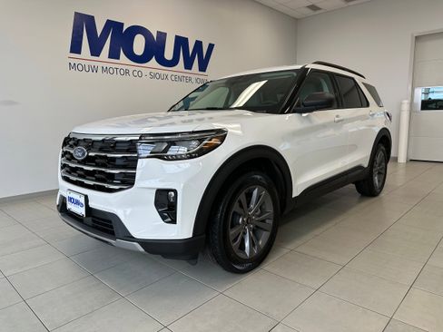 New 2026 Ford Explorer Active w/ Active Comfort Package image 25