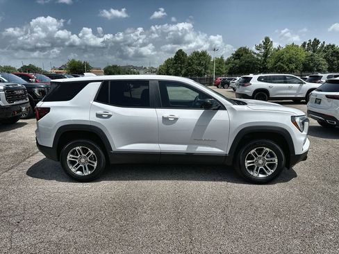 New 2026 GMC Terrain Elevation w/ Technology Package II FWD image 10