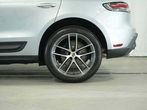 New 2024 Porsche Macan image 43