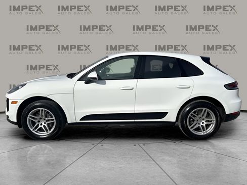 Used 2021 Porsche Macan image 2