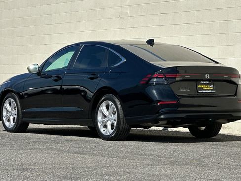 Used 2025 Honda Accord LX image 6