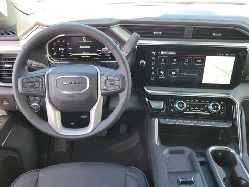 New 2026 GMC Sierra 3500 Denali w/ Denali Reserve Package AWD/4WD image 8