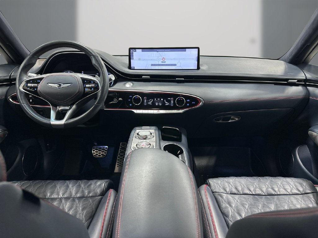 Used 2022 Genesis GV70 3.5T Sport w/ Sport Advanced Package AWD/4WD image 18