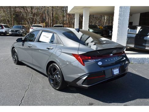 New 2026 Hyundai Elantra SEL Sport Premium image 3