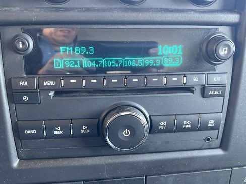 Used 2021 Chevrolet Express 3500 w/ Power Convenience Package image 23