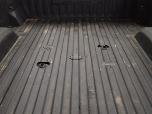 Used 2024 GMC Sierra 2500 Denali w/ Denali Reserve Package image 26