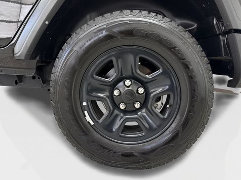 Used 2021 Jeep Wrangler Unlimited Sport AWD/4WD image 50