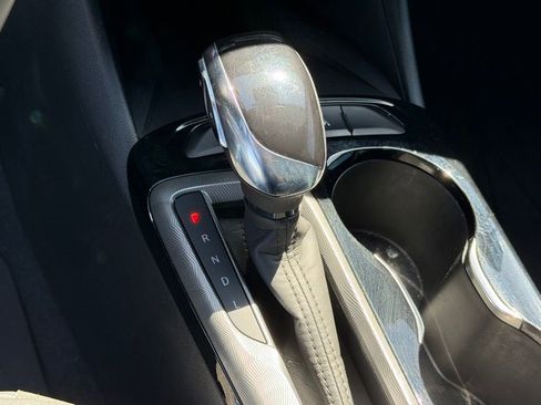 Used 2024 Buick Envista Sport Touring w/ Convenience I Package FWD image 19