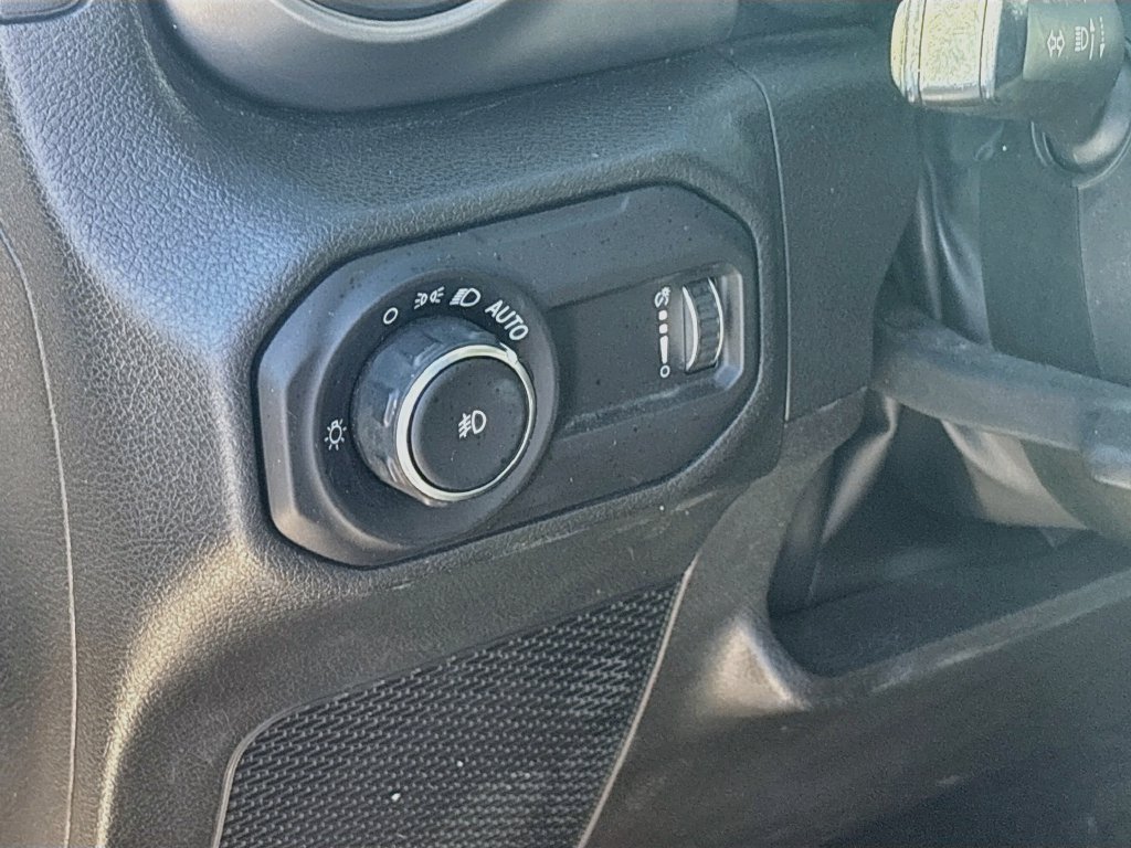 Certified 2023 Jeep Wrangler Unlimited Sport AWD/4WD image 11