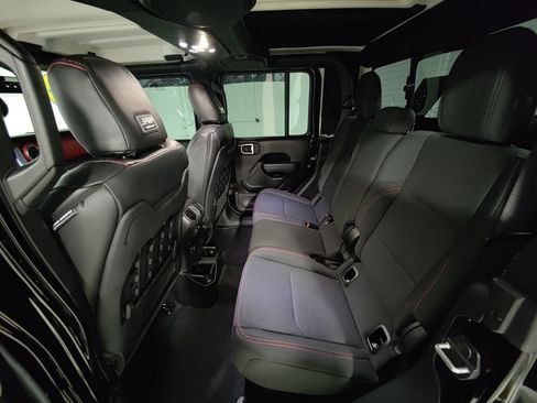 Used 2021 Jeep Gladiator Rubicon image 45