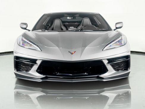 Used 2023 Chevrolet Corvette Stingray Coupe w/ Z51 Performance Package image 22