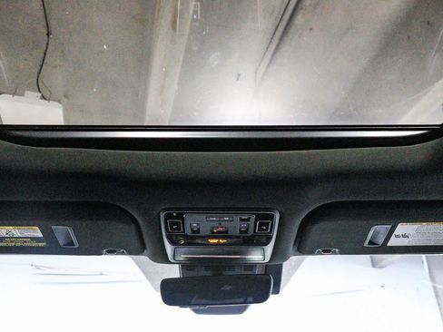 Certified 2024 Toyota Grand Highlander AWD Hybrid image 14
