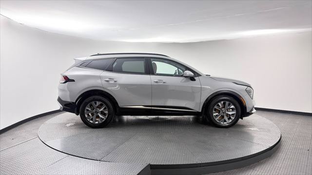 Used 2025 Kia Sportage SX FWD image 9