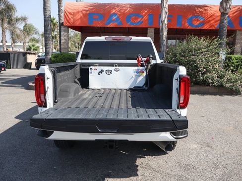 Used 2022 GMC Sierra 2500 Denali AWD/4WD image 9