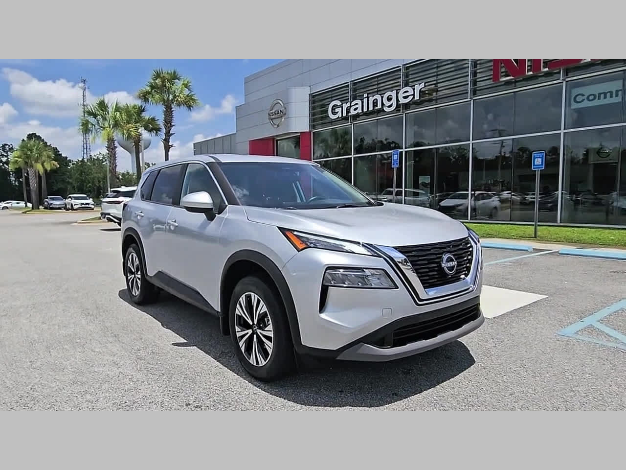 Used 2023 Nissan Rogue SV FWD image 17