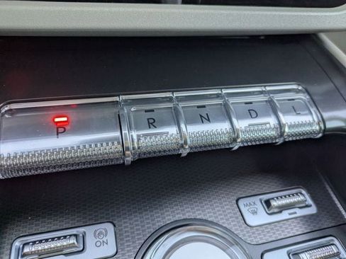 New 2026 Lincoln Nautilus Premier image 14