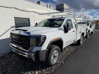 New 2026 GMC Sierra 2500 Pro w/ Convenience Package