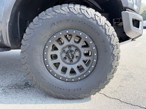 Used 2017 Ford F150 Raptor w/ Equipment Group 802A Luxury image 35