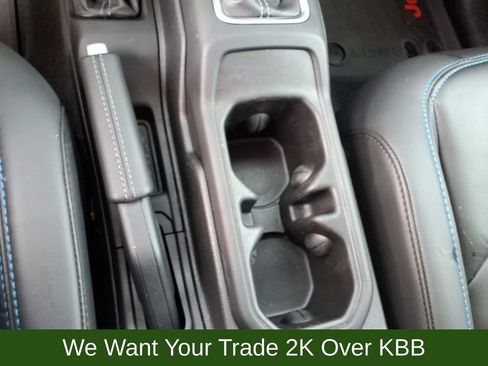 Used 2024 Jeep Wrangler High Altitude AWD/4WD image 32