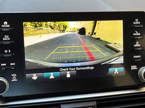 Used 2020 Honda Accord EX-L image 24