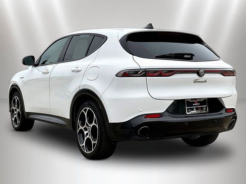 Used 2024 Alfa Romeo Tonale Veloce AWD/4WD image 4