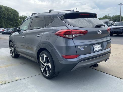 Used 2016 Hyundai Tucson Limited FWD image 10