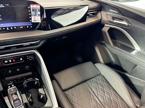 New 2025 Audi SQ5 Premium Plus image 20