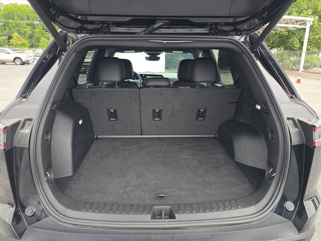 Used 2025 Chevrolet Equinox LT w/ Convenience Package II FWD image 31