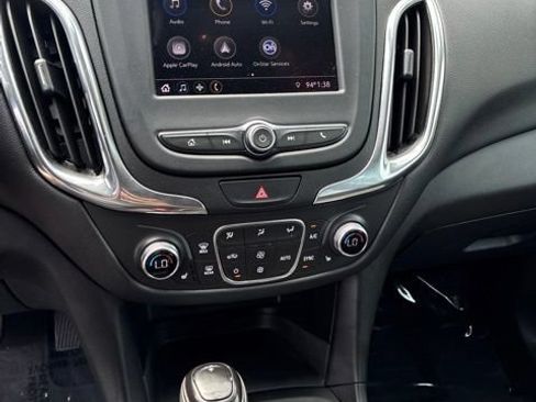 Used 2020 Chevrolet Equinox LT AWD/4WD image 12