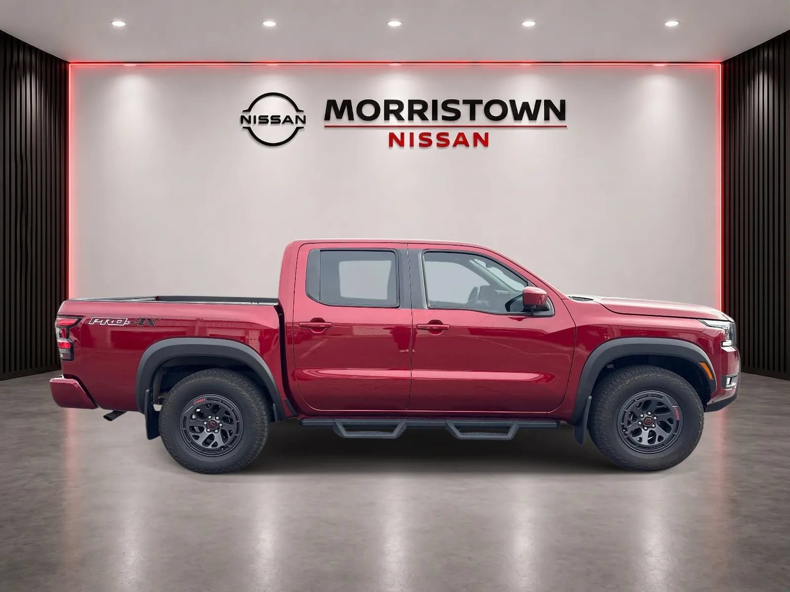 Used 2025 Nissan Frontier PRO-4X w/ Pro Premium Package AWD/4WD image 2