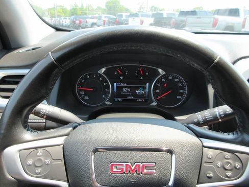Certified 2019 GMC Acadia SLT FWD image 29