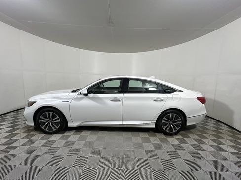 Used 2019 Honda Accord Touring image 4