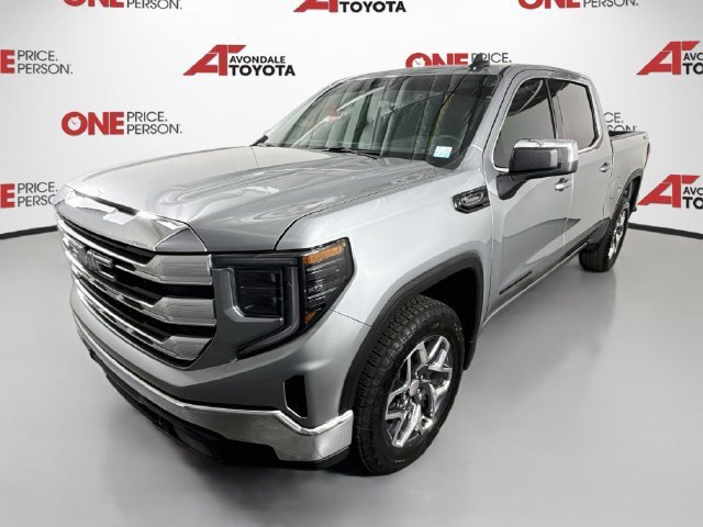 Used 2026 GMC Sierra 1500 SLE w/ LPO, Black Badging Package AWD/4WD image 3