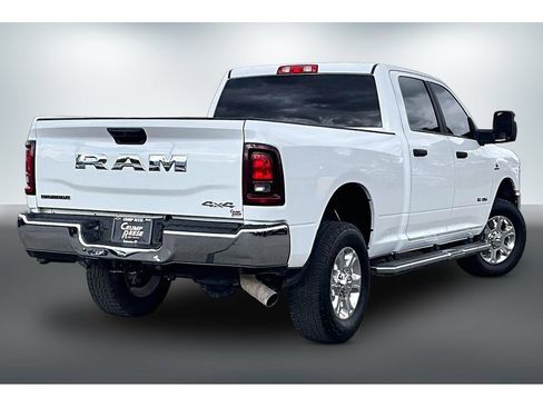 Used 2025 RAM 2500 Big Horn AWD/4WD image 6