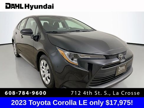 Used 2023 Toyota Corolla LE image 1