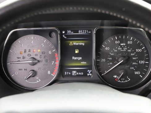 Used 2018 Nissan Titan PRO-4X image 29