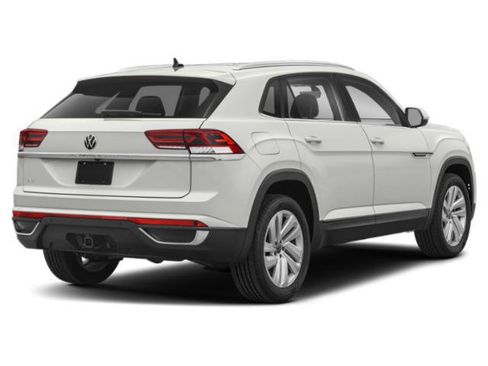 Used 2023 Volkswagen Atlas Cross Sport SE w/ Panoramic Sunroof Package FWD image 2
