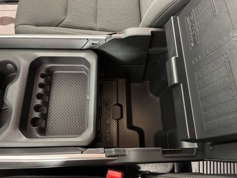 Used 2023 RAM 1500 Big Horn image 34