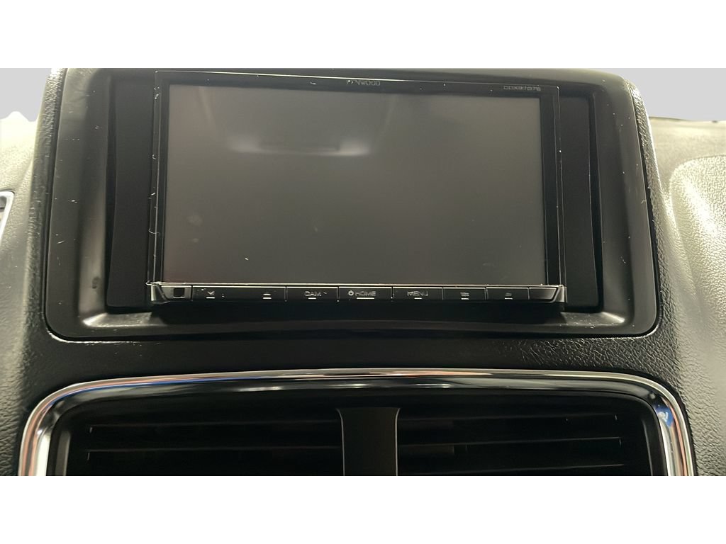 Used 2017 Dodge Grand Caravan SE w/ Power Window Group FWD image 13