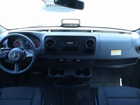 New 2026 Mercedes-Benz Sprinter 2500 image 4