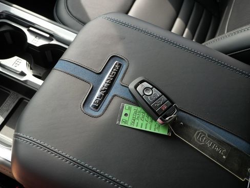 New 2026 Ford F250 Platinum image 28