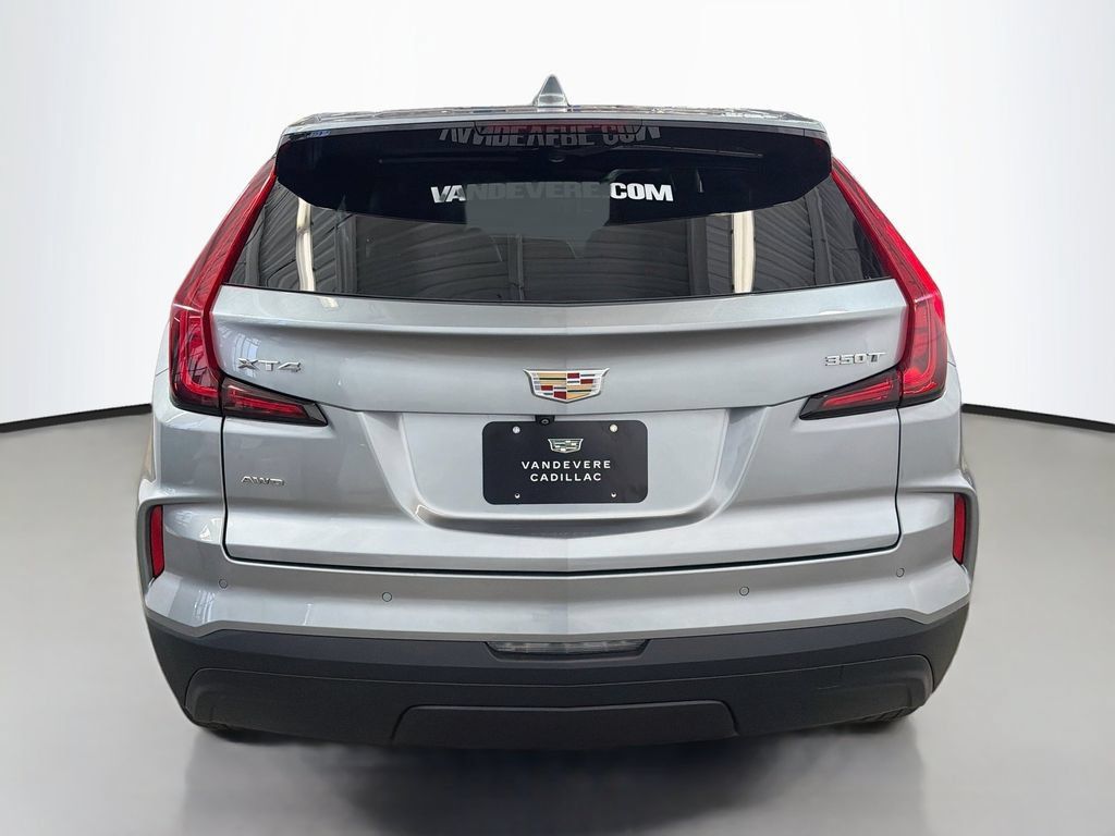 Used 2024 Cadillac XT4 Luxury AWD/4WD image 8