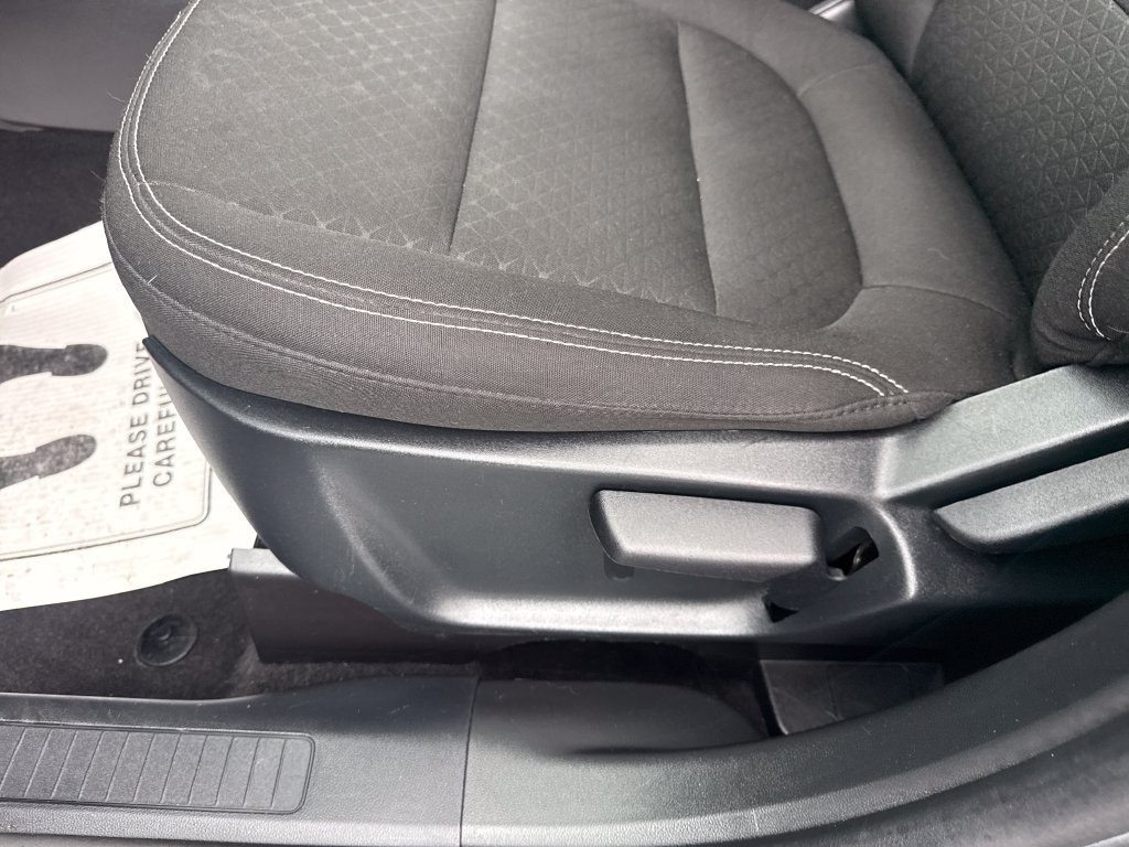 Used 2025 Ford Escape Active AWD/4WD image 24