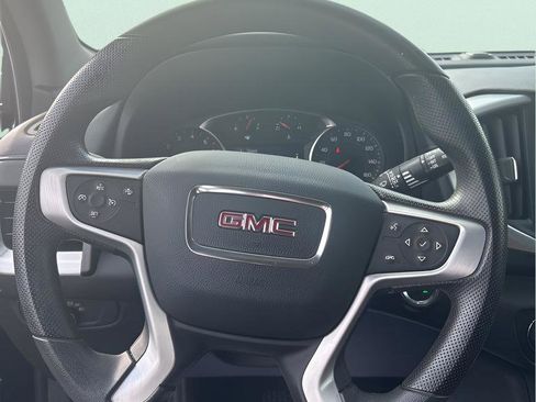 Used 2023 GMC Terrain SLE w/ Driver Convenience Package image 13