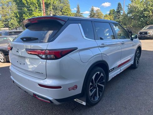 Used 2024 Mitsubishi Outlander Ralliart AWD/4WD image 4